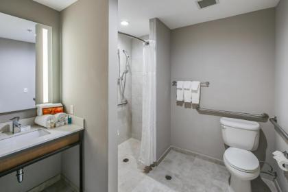 Hilton Garden Inn Ames - image 4