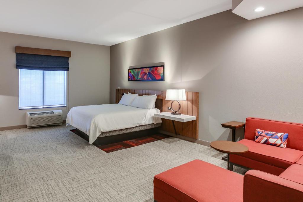 Hilton Garden Inn Ames - image 5