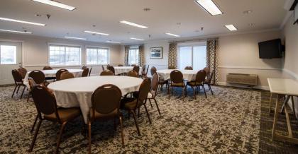 Best Western Plus University Park Inn & Suites - image 14