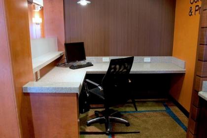 Fairfield Inn & Suites Ames - image 11