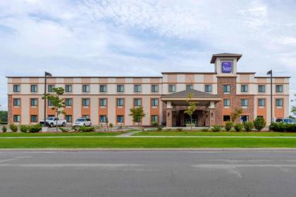 Sleep Inn & Suites Ames near ISU Campus - image 4