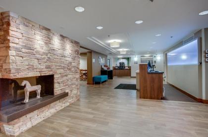 Fairfield Inn by Marriott Amesbury - image 11