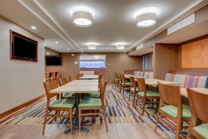 Fairfield Inn by Marriott Amesbury - image 15