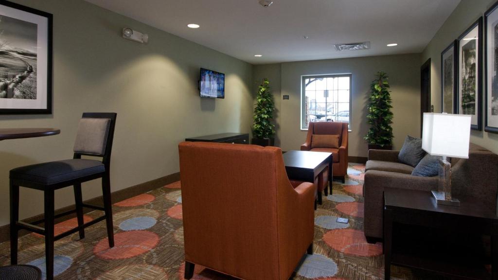 Staybridge Suites Buffalo-Amherst an IHG Hotel - image 4