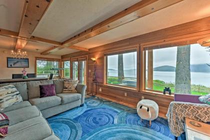 Custom Guemes Home with Spectacular Water Views! - image 15