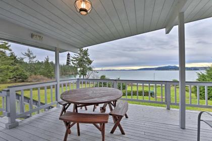 Bayfront Home - Take Ferry to the San Juan Islands - image 7