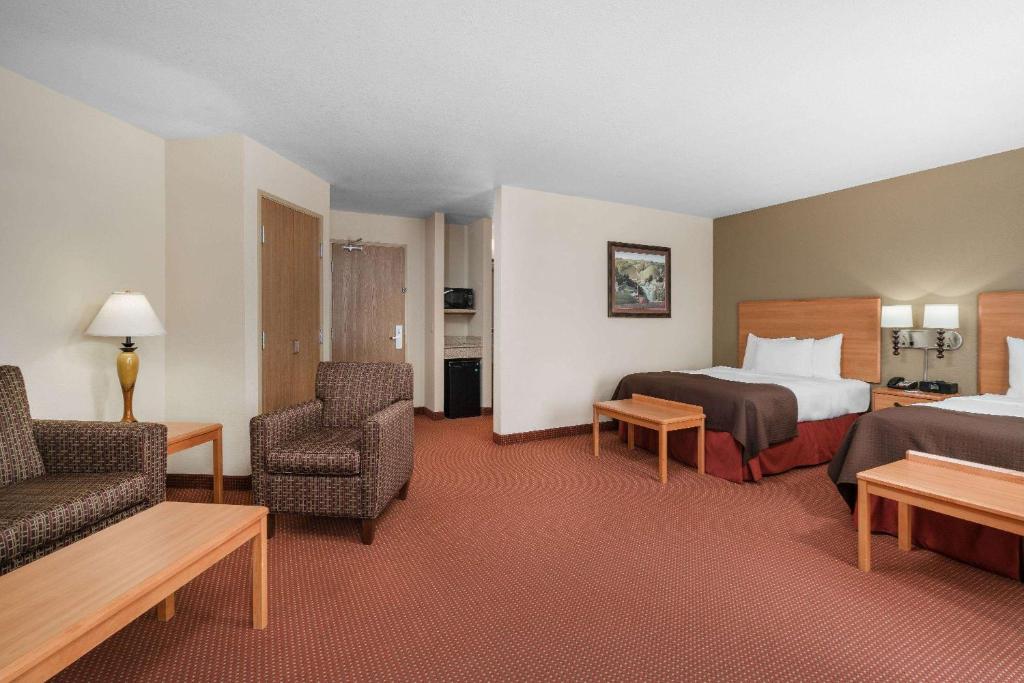 AmericInn by Wyndham Anamosa - image 3