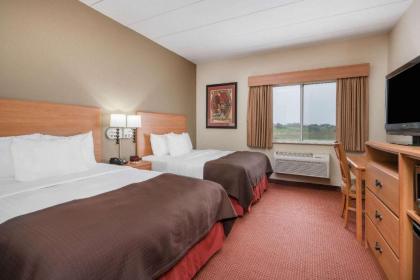 AmericInn by Wyndham Anamosa - image 7