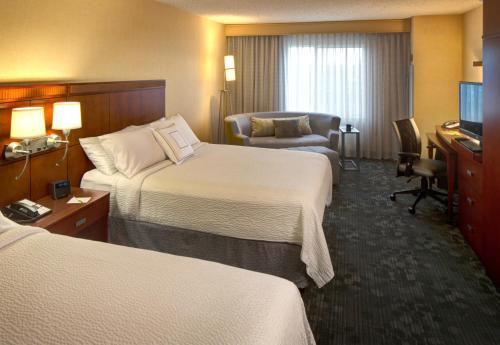 Courtyard by Marriott Anchorage Airport - image 4