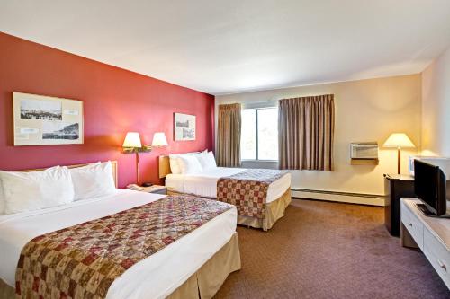 Ramada by Wyndham Anchorage - image 2