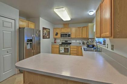 Quaint Ranch Home with Yard in Midtown Anchorage! - image 3