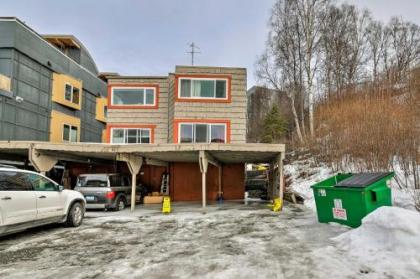 Central Anchorage Condo Walk to Town and Coast! - image 4