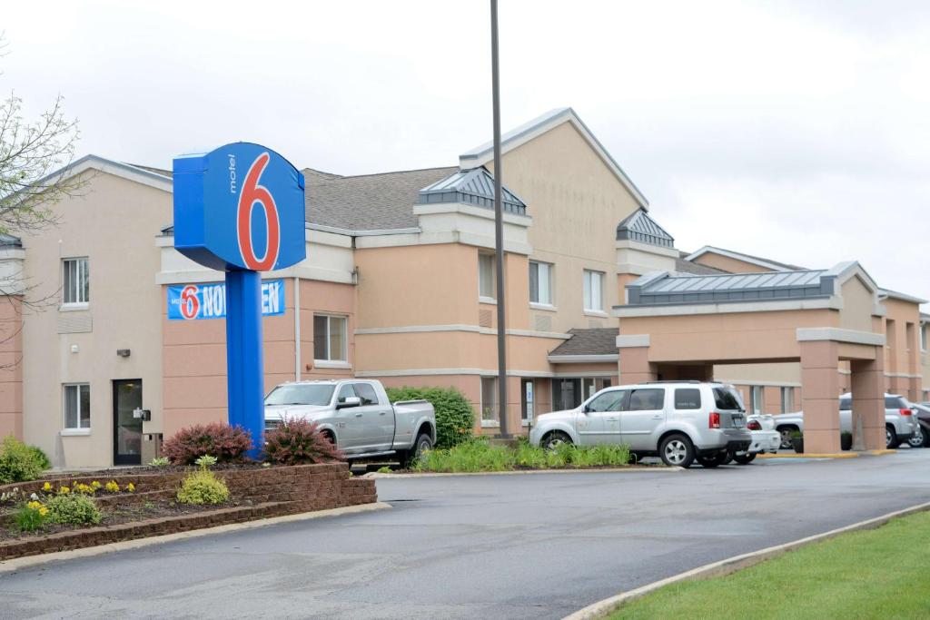 Motel 6-Anderson IN - Indianapolis - main image