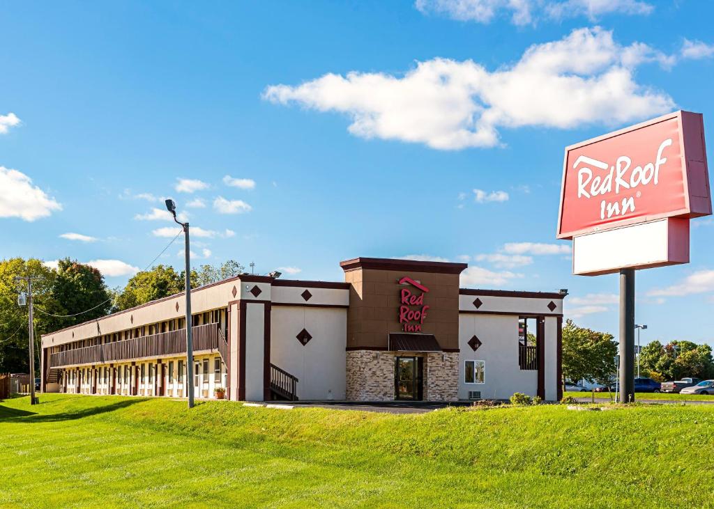 Red Roof Inn Anderson IN - main image