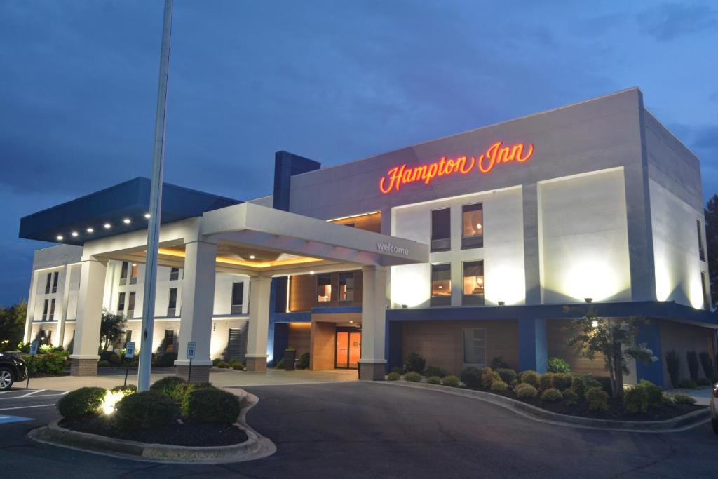 Hampton Inn Anderson - main image