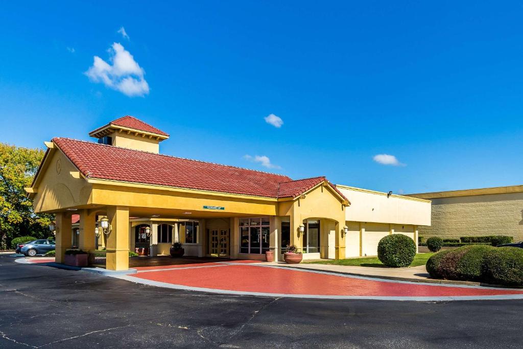 Quality Inn Clemson near University - main image