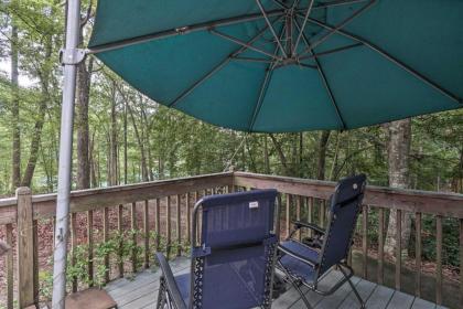 Lovely Lakefront Home with Deck Kayak Available - image 15