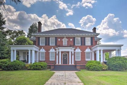 Historical Villa Less Than 1 Mi to Downtown Anderson!