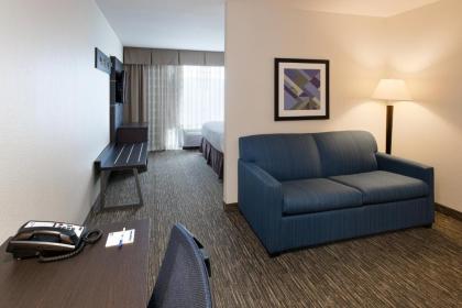 Holiday Inn Express & Suites East Wichita I-35 Andover an IHG Hotel - image 13