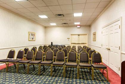 Quality Inn Near Joint Base Andrews-Washington Area - image 10