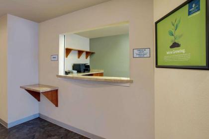 WoodSpring Suites Washington DC Andrews AFB - image 3