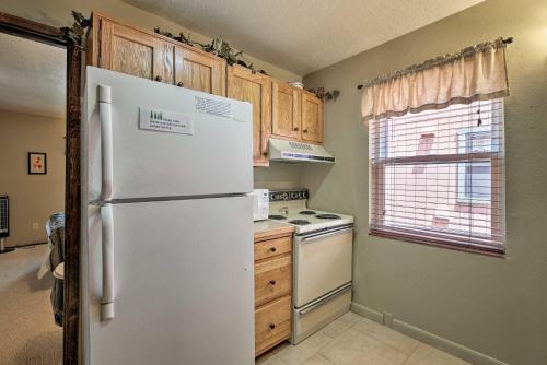 Condo with Grill Access- Mins to Angel Fire Rsrt - main image