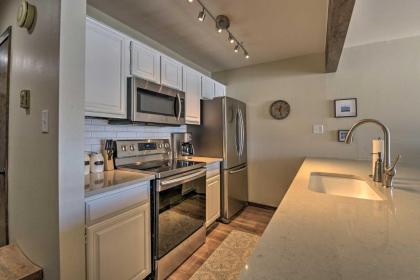 Modern Couples Condo with Loft and Wheeler Peak View! - image 10