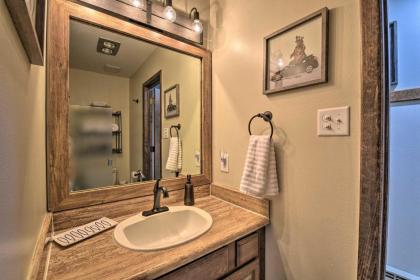 Modern Couples Condo with Loft and Wheeler Peak View! - image 11