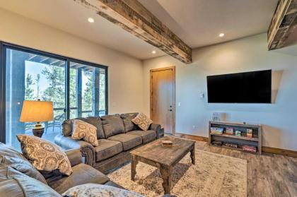 Luxury Ski-In and Out Getaway with Hot Tub and Views! - image 14