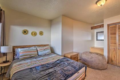 Warm Townhome with Sauna at Angel Fire Ski Lift - image 16