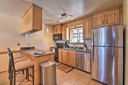 Warm Townhome with Sauna at Angel Fire Ski Lift - image 2