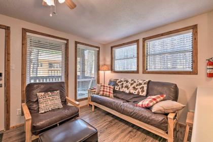 Cozy Angel Fire Condo Less Than 1 Mi to Ski Resort! - image 4