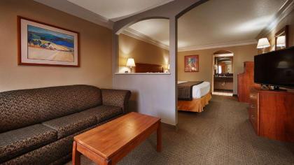 Best Western Angleton Inn - image 4