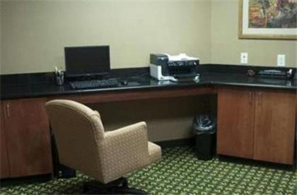 Hampton Inn & Suites Ankeny - image 10