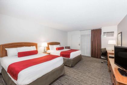 Ramada by Wyndham Ankeny - image 14