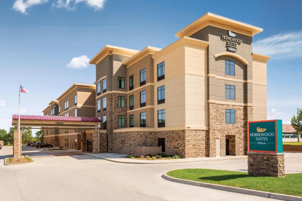 Homewood Suites by Hilton Ankeny - main image