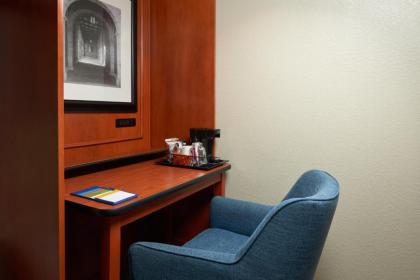 Hampton Inn Ann Arbor-South - image 11