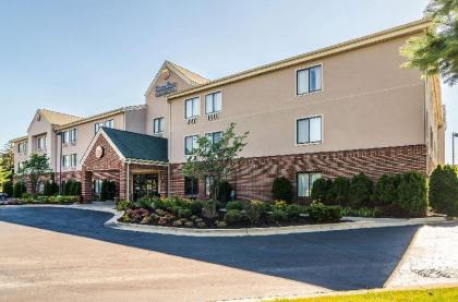 Comfort Inn & Suites University South - image 13