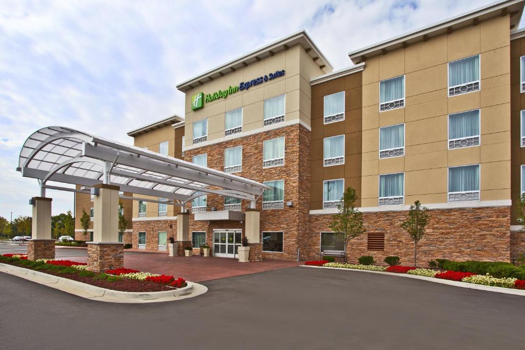 Holiday Inn Express Hotel & Suites Ann Arbor West an IHG Hotel - main image