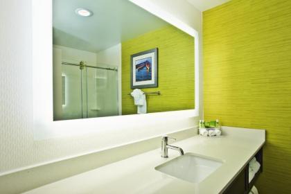 Holiday Inn Express Hotel & Suites Ann Arbor West an IHG Hotel - image 3