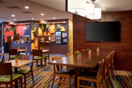 Fairfield Inn & Suites By Marriott Ann Arbor Ypsilanti - image 11