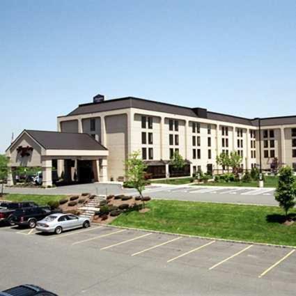 Hampton Inn Clinton - main image