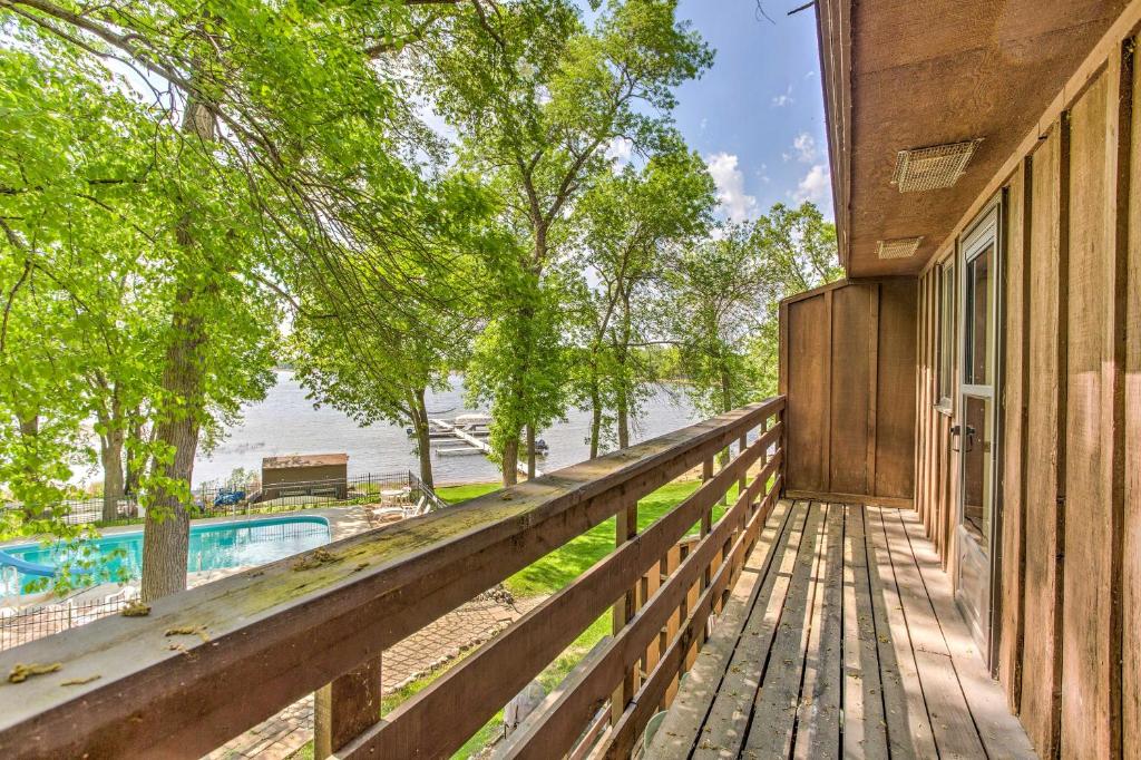 Clearwater Lake Getaway with Shared Pool and Boat Dock - image 5