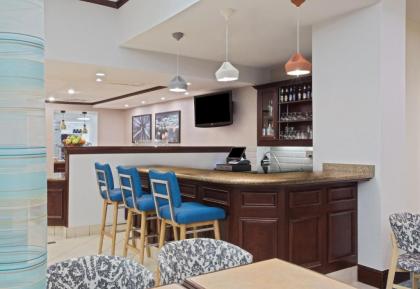 Hilton Garden Inn Annapolis - image 9