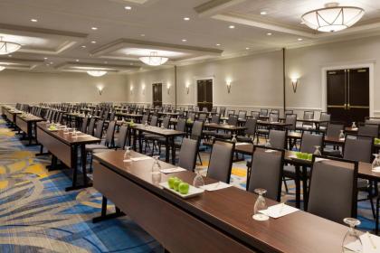 DoubleTree by Hilton Annapolis - image 10