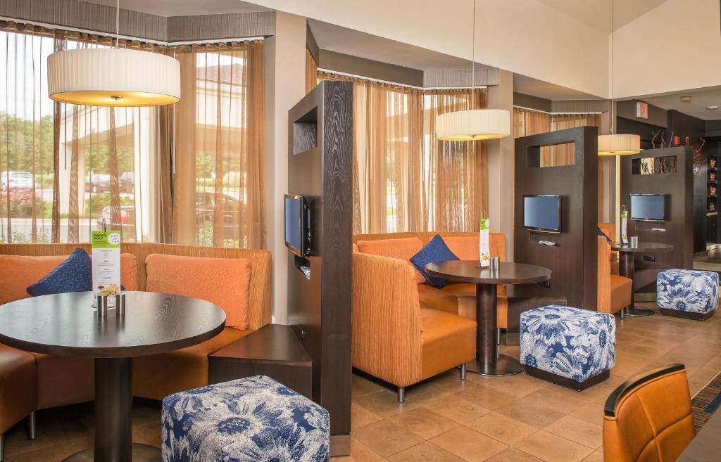 Courtyard by Marriott Annapolis - image 5