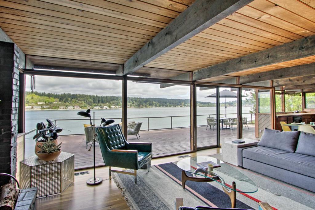 Waterfront Port Orchard Home with Furnished Deck - main image