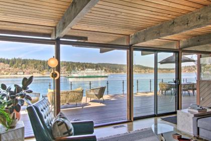 Waterfront Port Orchard Home with Furnished Deck - image 6