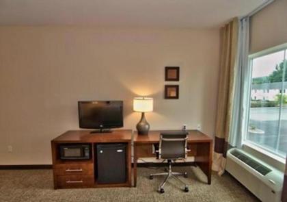 Comfort Inn - image 14