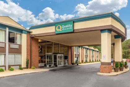 Quality Inn & Suites Apex-Holly Springs - image 3